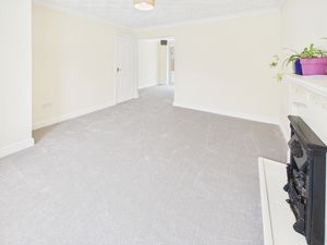 Living Room- click for photo gallery